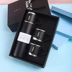 Stainless Steel Vacuum Flask Set with 2 Cups Flask Combo Keeps Liquid Tea Coffee Cold Hot Bottle Drink Water Flask Bottle 500ml Vacuum Insulated Bottle (Multicolor)